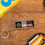 Klíčenka Nintendo Retro ovladač Klíčenka Nintendo Retro ovladač